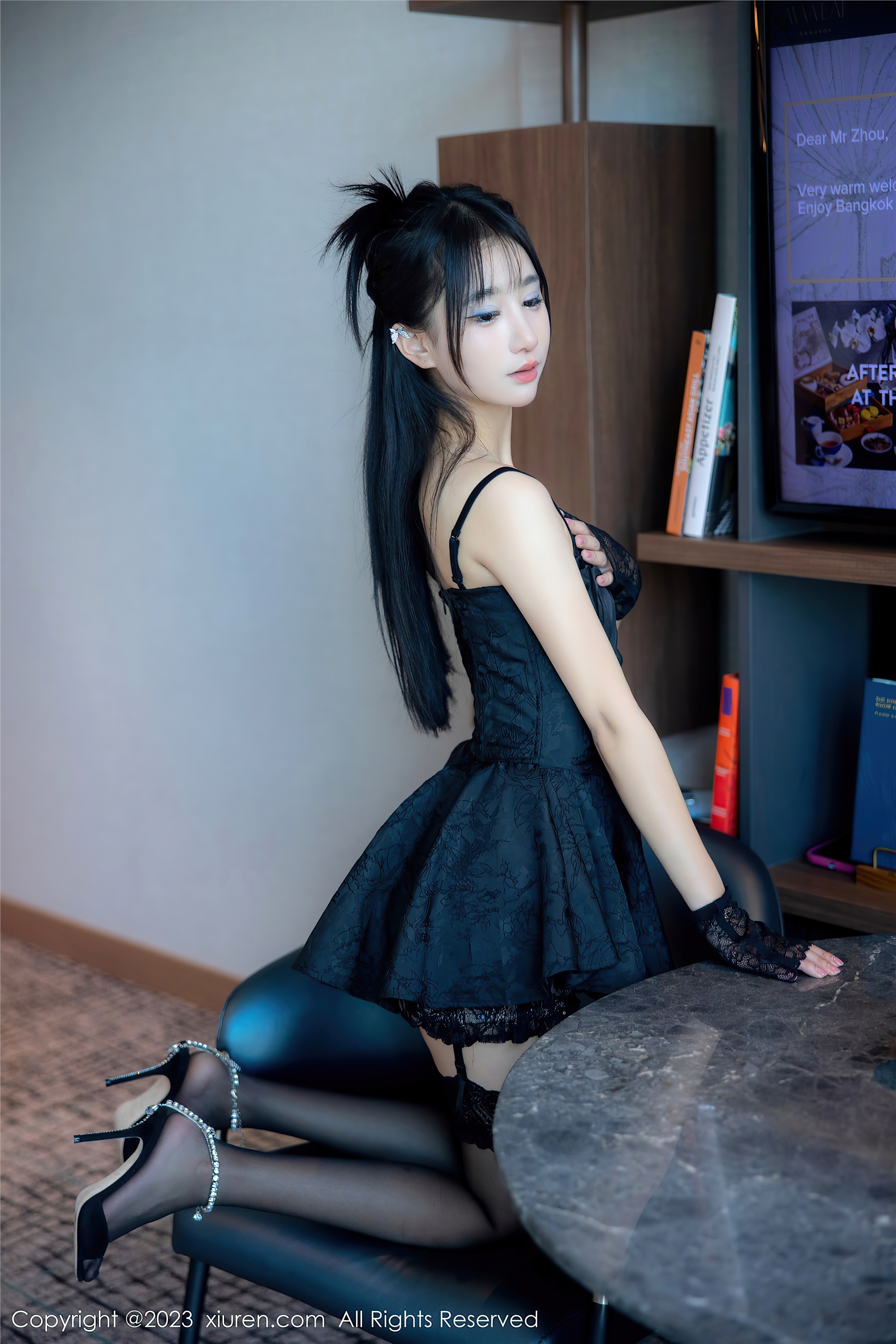 XiuRen秀人网  2023.04.03 NO.6516 小果冻儿